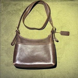 Coach legacy j1p-9136 purse